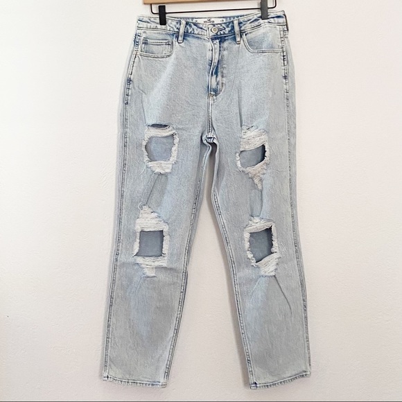 NEW Hollister Vintage Stretch CURVY ULTRA HIGH-RISE MOM JEANS Light Destroyed - Picture 2 of 11
